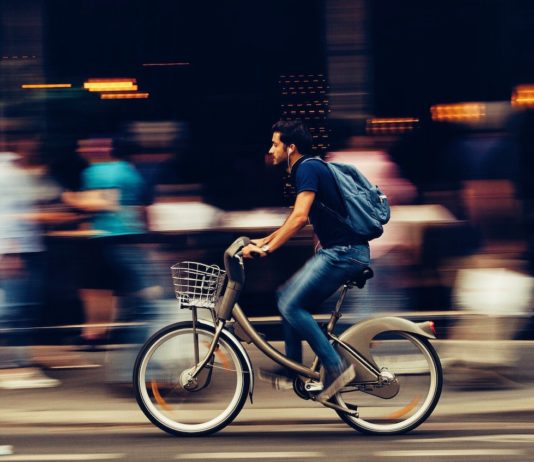 bicicletta attori