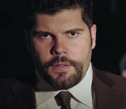 Salvatore Esposito attore